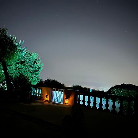 Chambre D'Hotes A L'Ancre Marine De La Villa Rose Niza Exterior foto